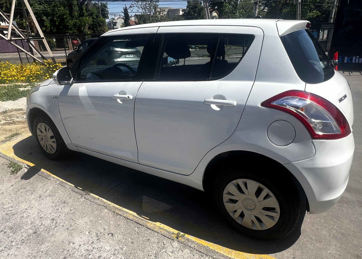 VENDIDO - Suzuki Swift GL