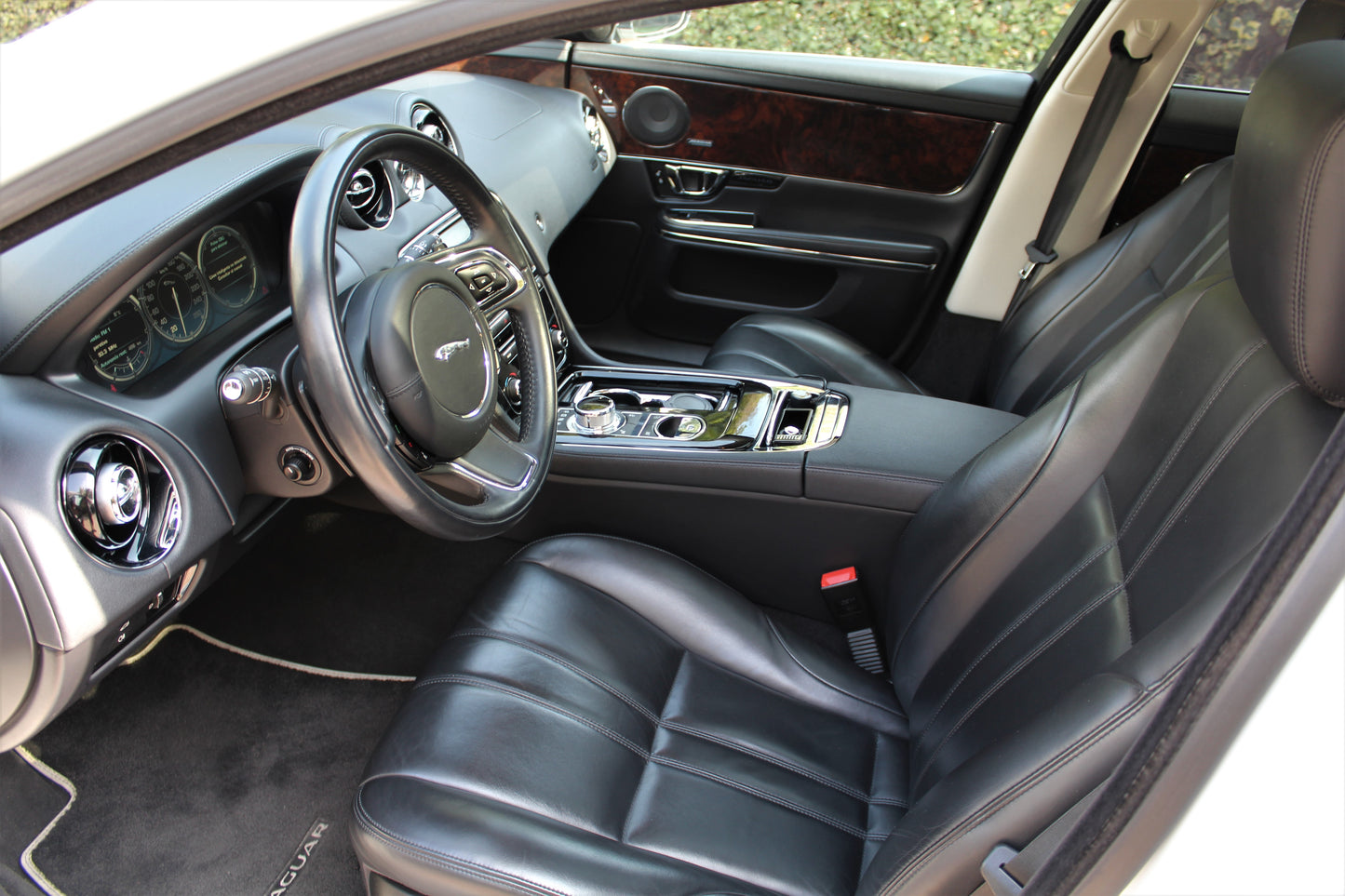 VENDIDO - Jaguar XJ 3.0