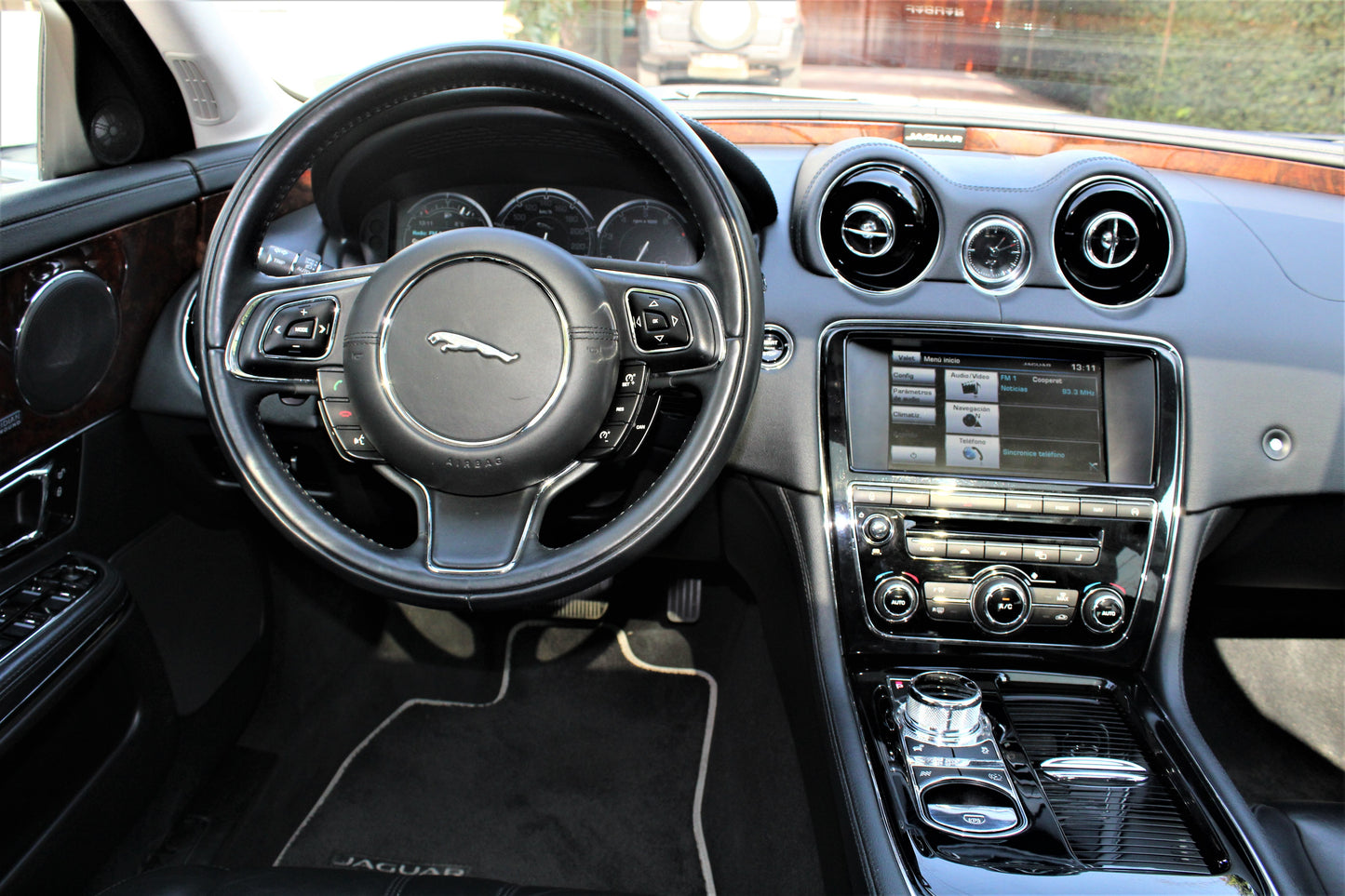 VENDIDO - Jaguar XJ 3.0