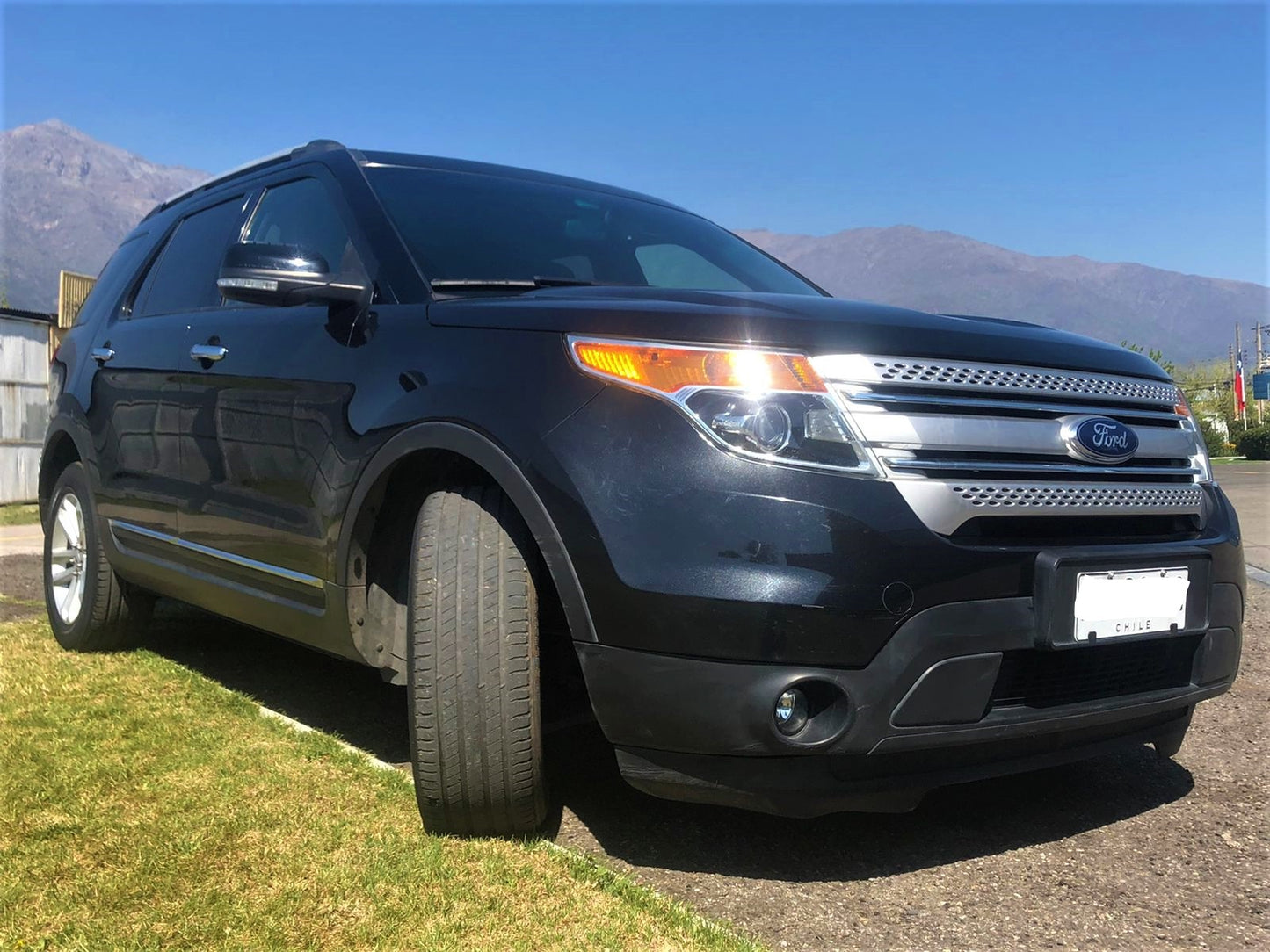 DISPONIBLE - Ford Explorer XLT 3.5
