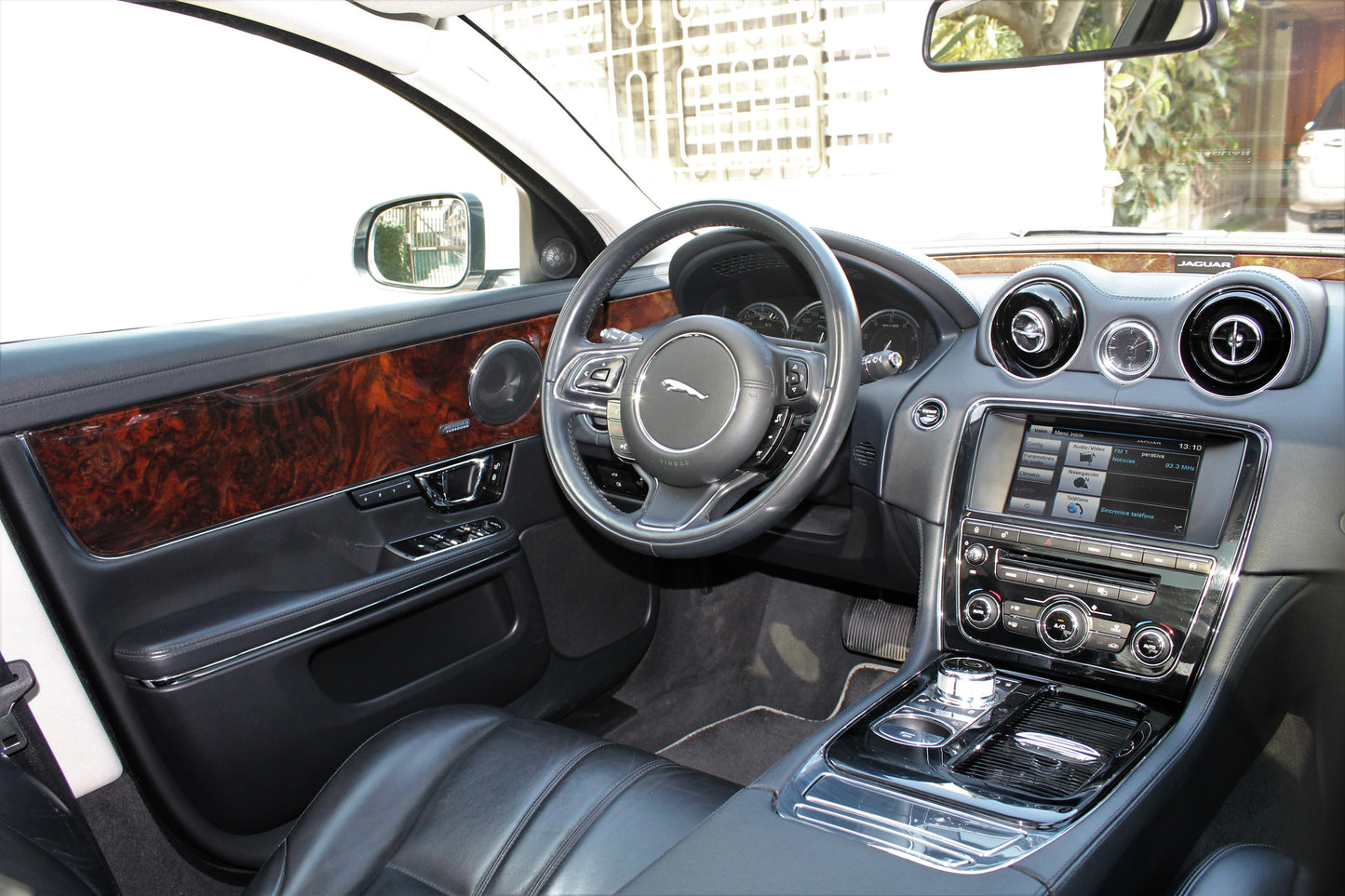 VENDIDO - Jaguar XJ 3.0