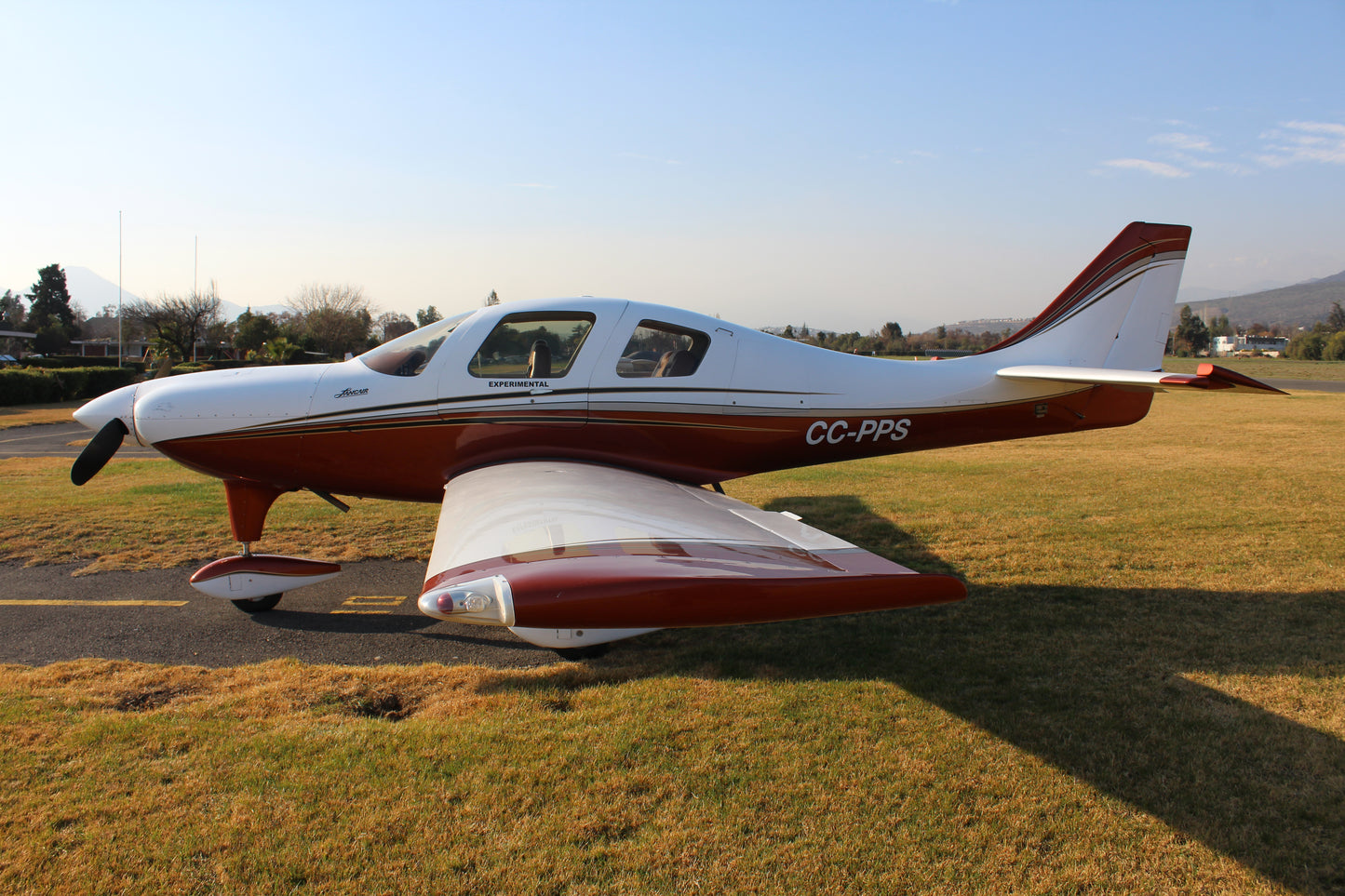 VENDIDO - Avión Experimental Lancair